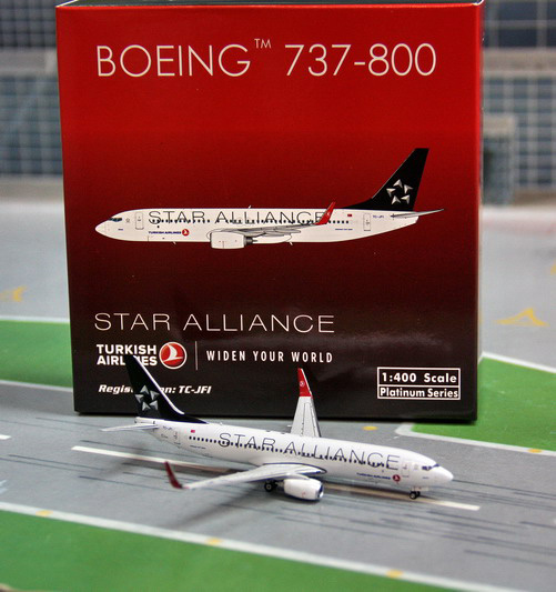 1:400 Turkish Airlines B737 ...