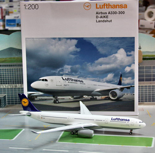 1:200 Lufthansa A330-300