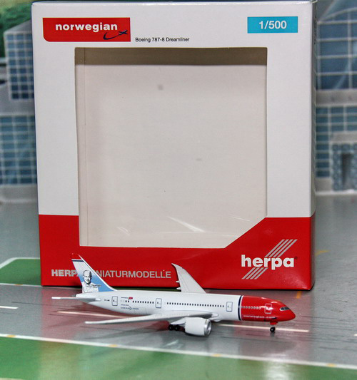 1:500 Norwegian B787-8