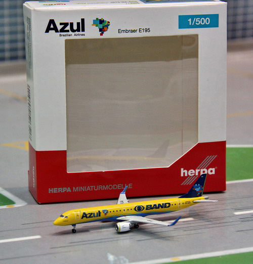 1:500 Azul Embraer E195