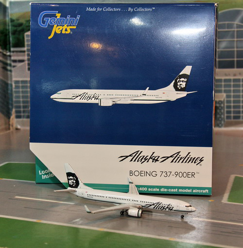 1:400 Alaska B737-900ER