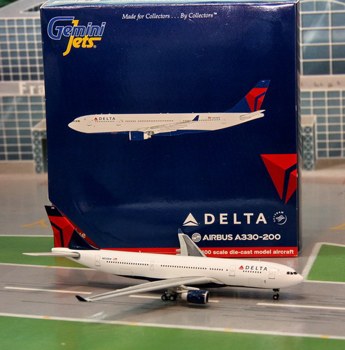 1:400 Delta A330-200