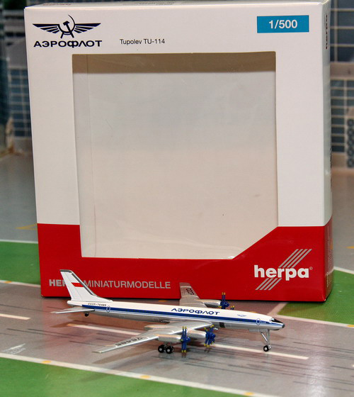 1:500 Aeroflot TU-114