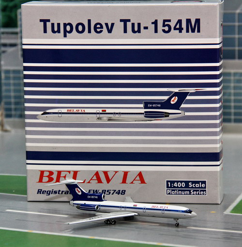1:400 Belavia TU-154M