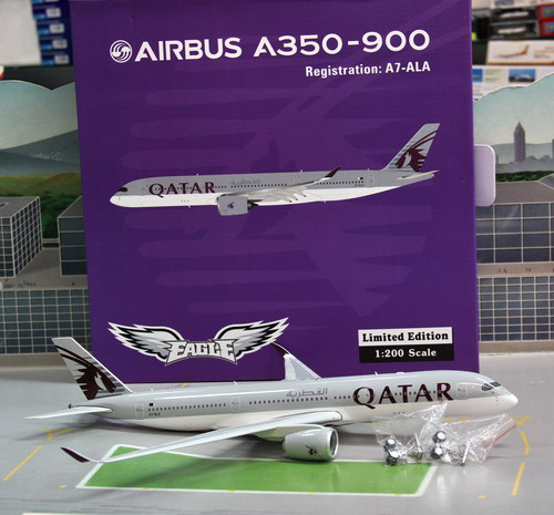 1:200 Qatar Airways A350-90 ...