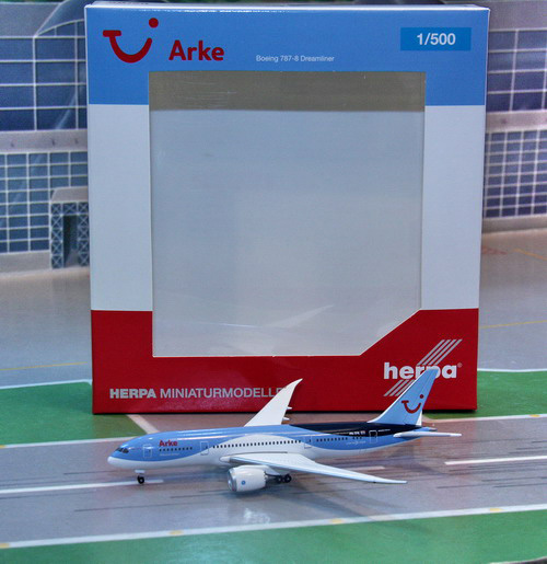 1:500 Arke B787-8