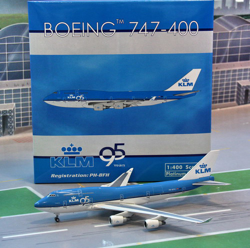 1:400 KLM B747-400