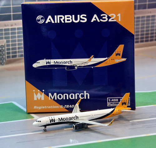 1:400 Monarch A321