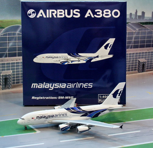 1:400 Malaysia Airlines A38 ...