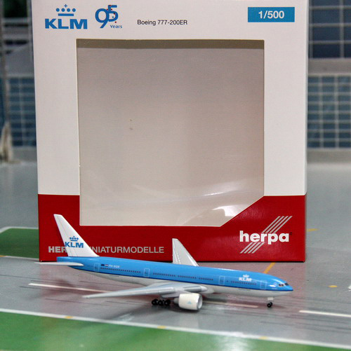 1:500 KLM B777-200ER