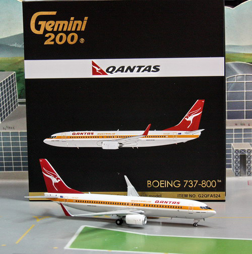 1:200 Qantas B737-800