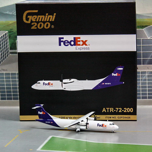 1:200 FedEx Express ATR-72- ...