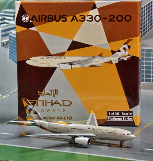1:400 Etihad Airways A330-2 ...