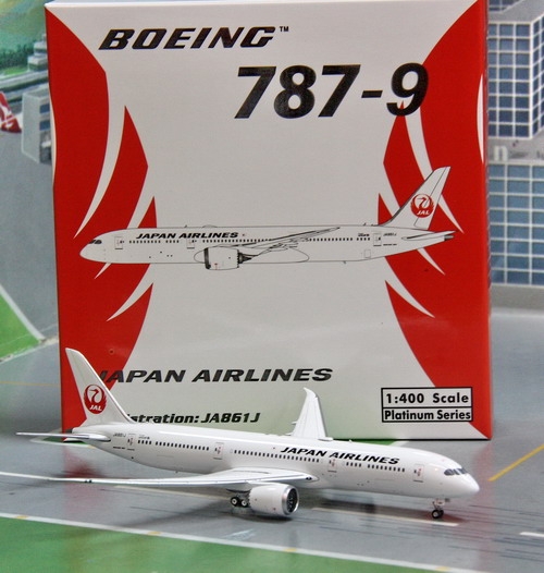 1:400 JAL B787-9