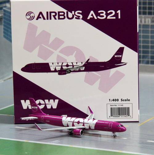 1:400 WOW Air A321