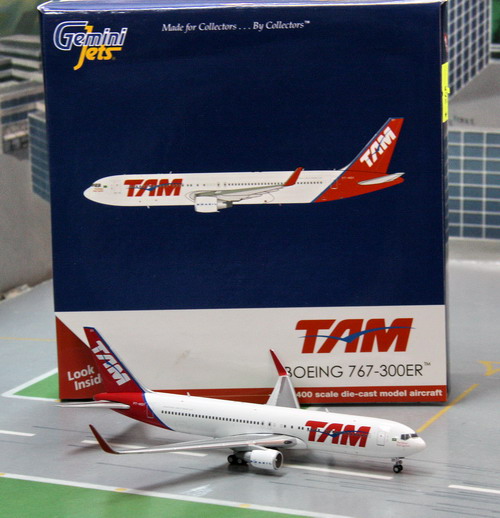 1:400 TAM B767-300ER