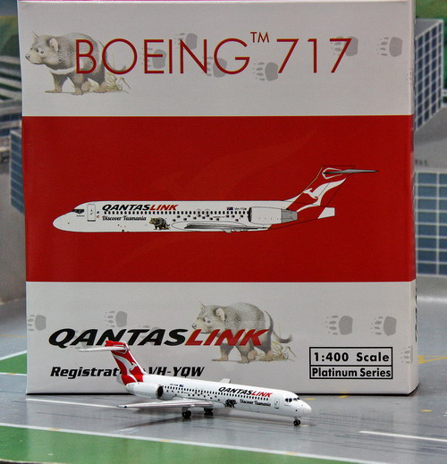 1:400 Qantas Link B717