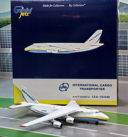 1:400 International Cargo T ...