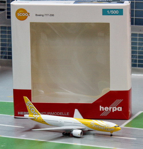 1:500 Scoot B777-200