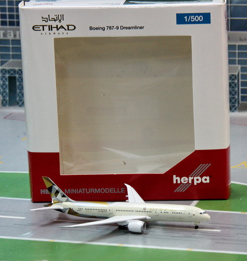 1:500 Etihad Airways B787-9