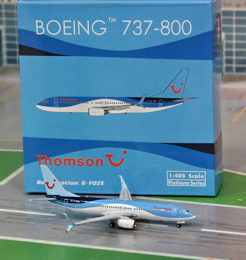 1:400 Thomson Airways B737- ...