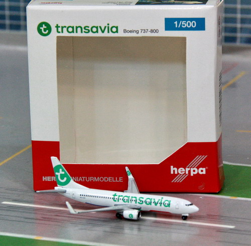 1:500 Transavia B737-800