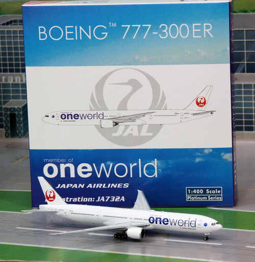 1:400 JAL B777-300ER