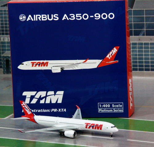1:400 TAM A350-900