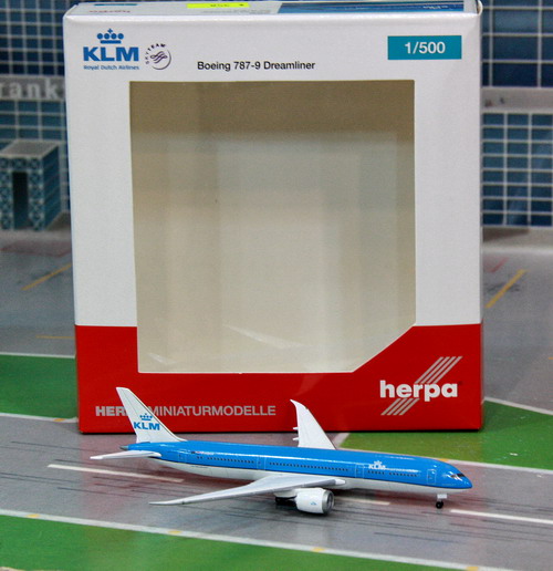 1:500 KLM B787-9
