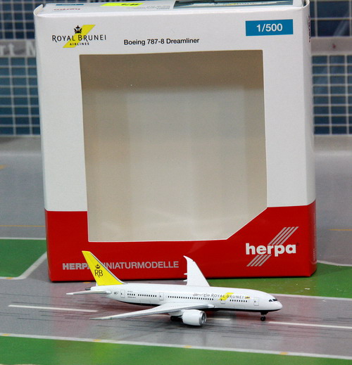 1:500 Royal Brunei B787-8
