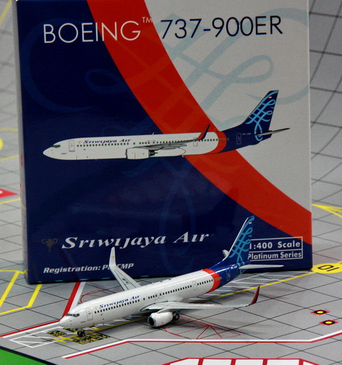 1:400 Sriwigaya B737-900ER