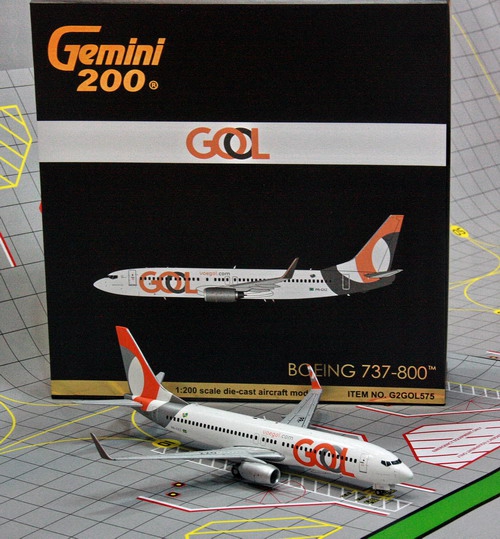 1:200 GOL B737-800