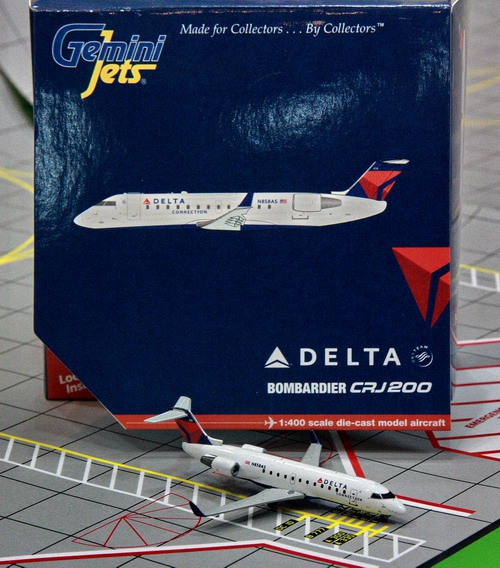 1:400 Delta CRJ-200