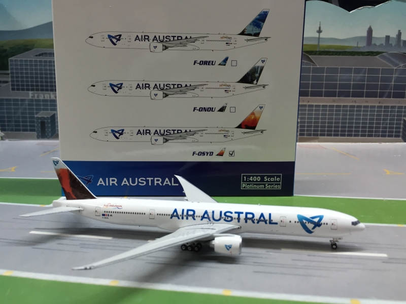 1:400 Air Austral B777-300E ...