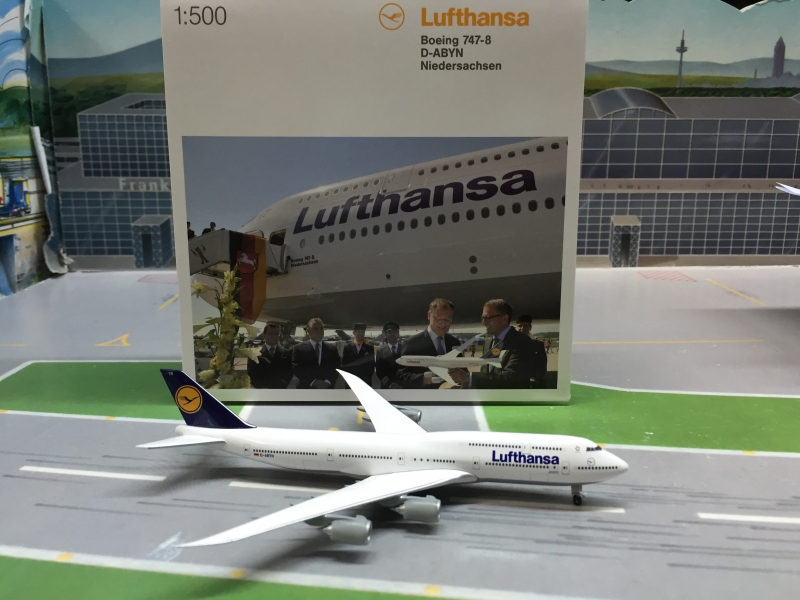 Lufthansa B747-8