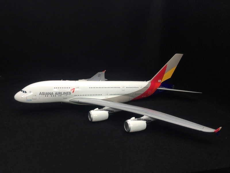 Emirates A340-300