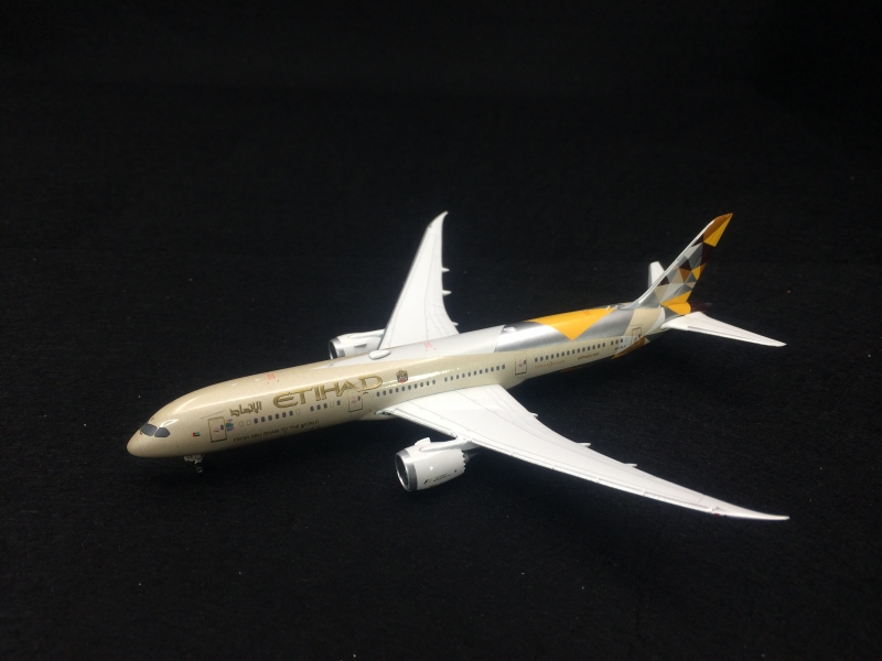 1:400 Etihad Airways B787-9