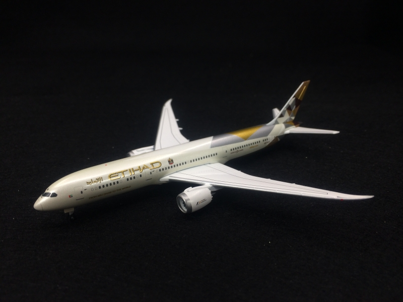 1:500 Etihad Airways B787-9