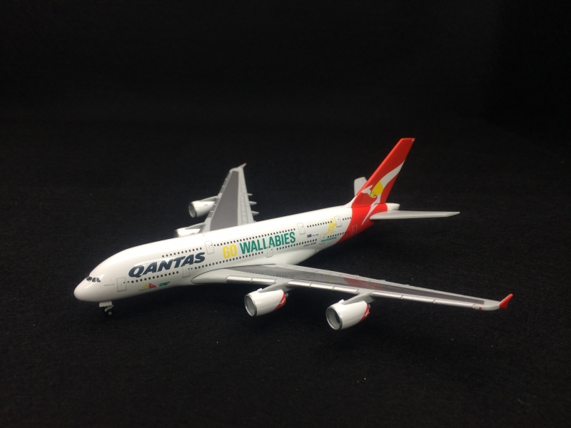 1:500 Qantas A380