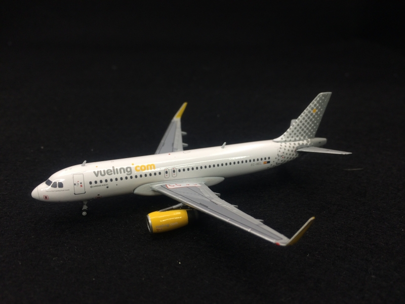 1:400 A320 Vueling