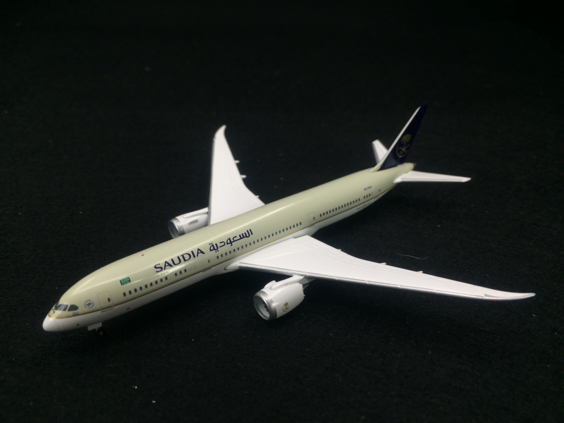 1:500 B787-9 Saudi