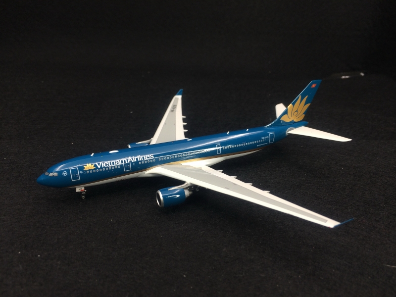1:400 A330-200 Vietnam Airl ...
