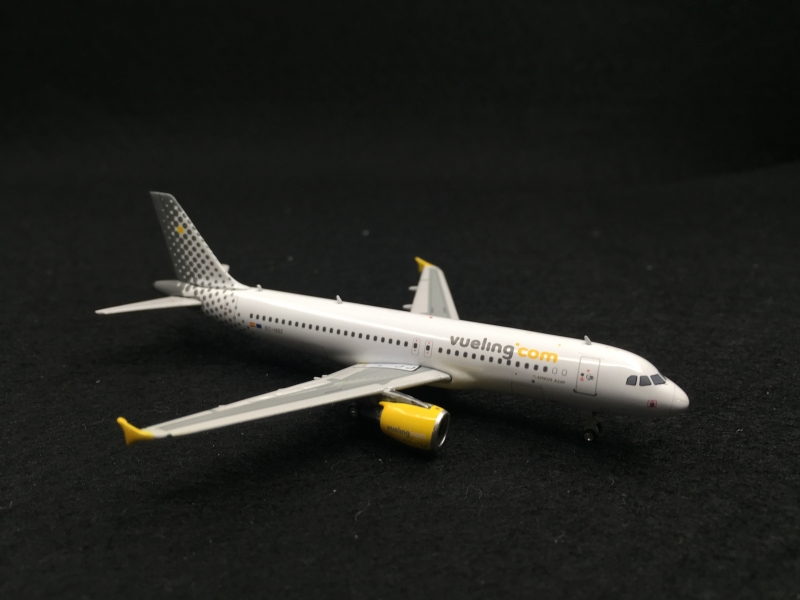 1:400 Vueling A320