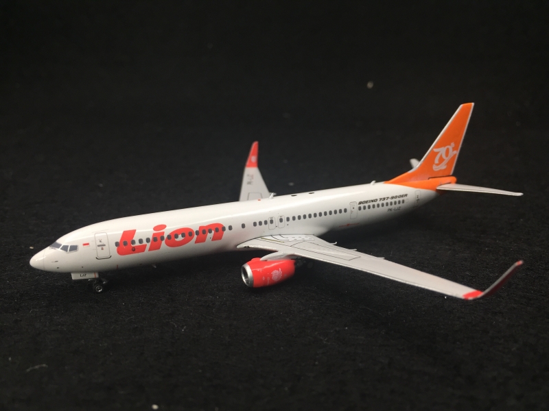 1:400 Lion Air B737-900ER