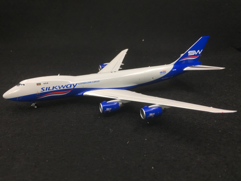1:400 Silkway B747-8F