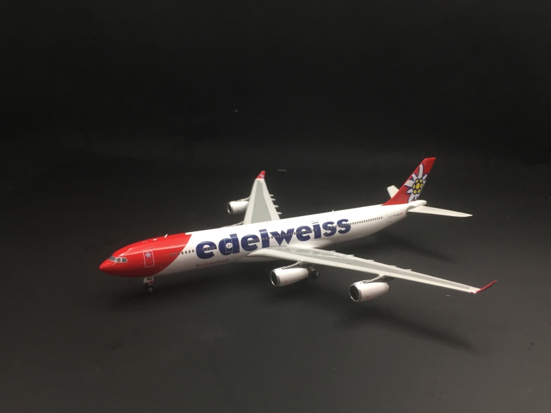 1:400 Edelweiss A340-300