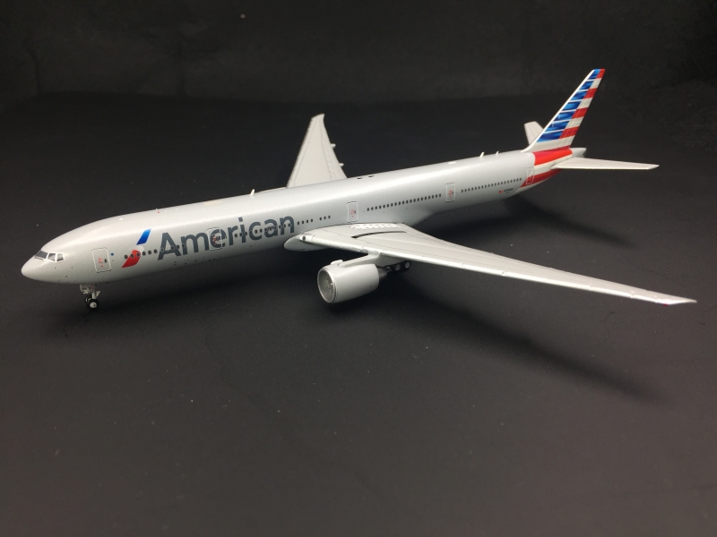 1:400 American Airlines B77 ...