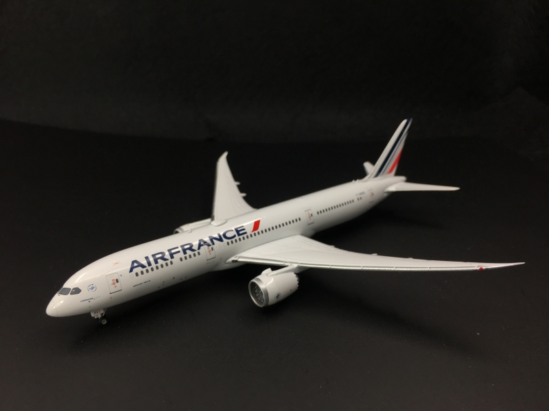 Phoenix 1/400 Air France B7 ...