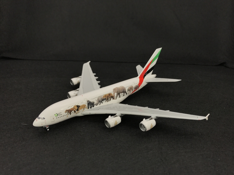 1:400 Emirates A380-800 (Un ...
