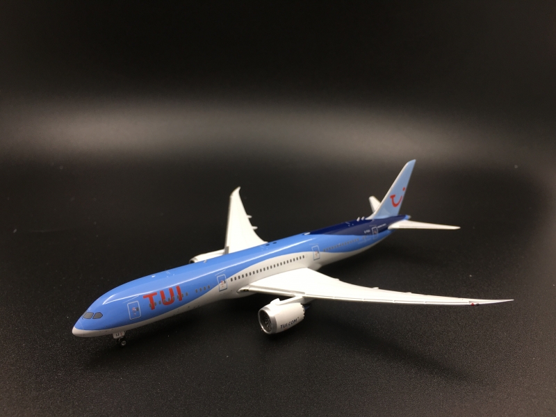 1:400 TUI fly B787-9